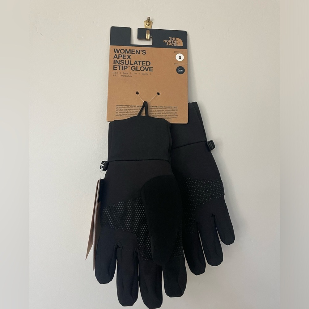 North face WOMEN'S APEX
INSULATED ETIP" GLOVE